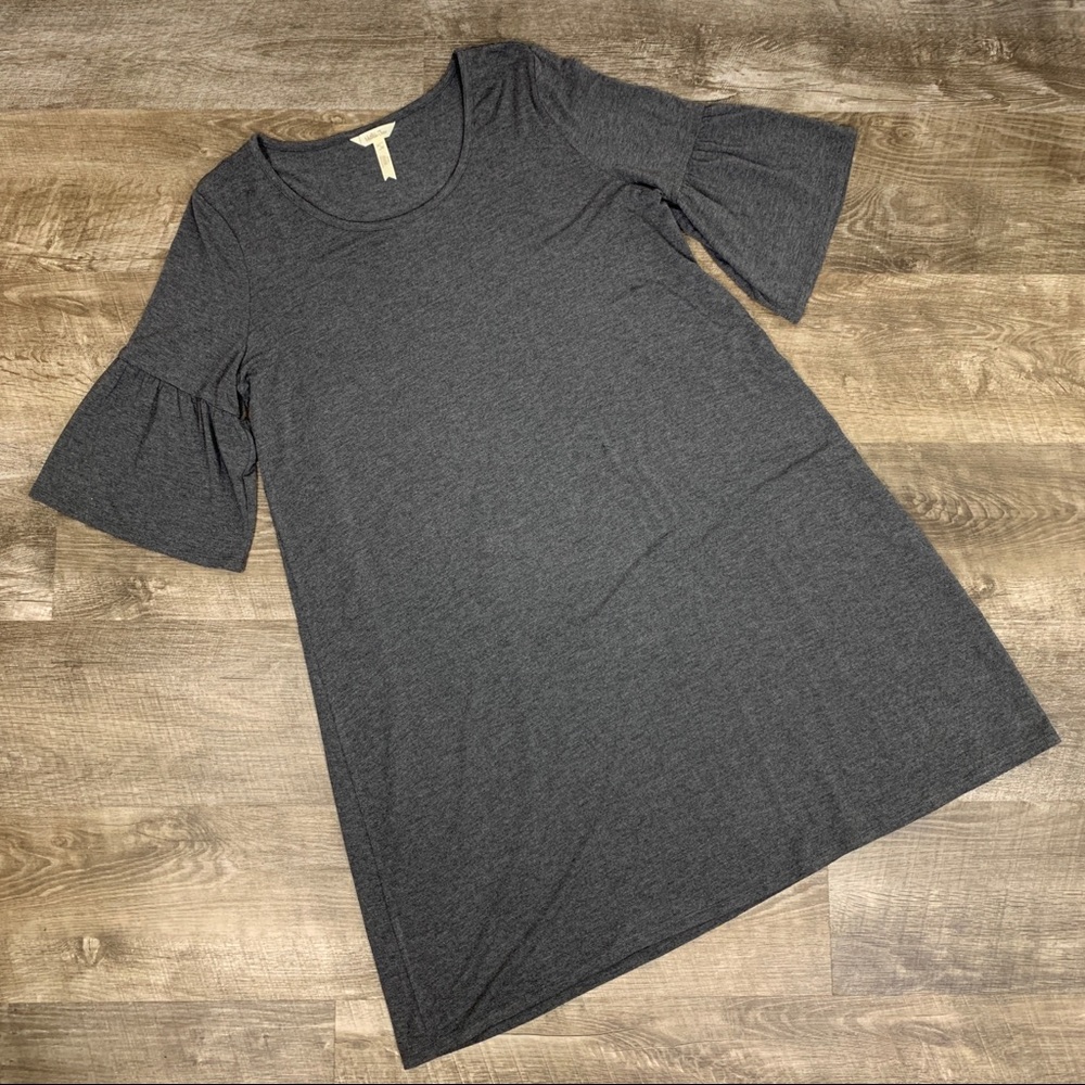 MATILDA JANE Ruffle Bell Sleeve Jersey Knit Dress